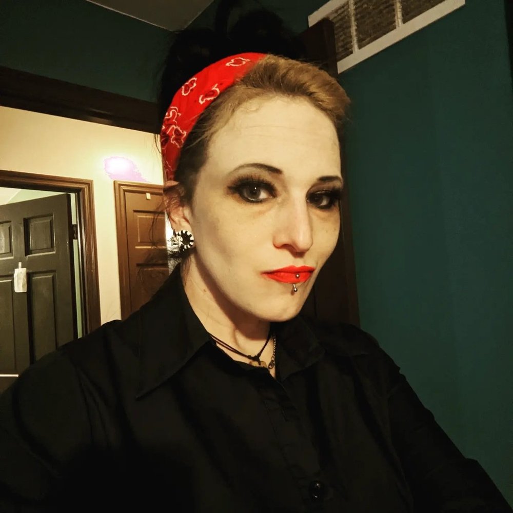 Meet your Posher, Megan